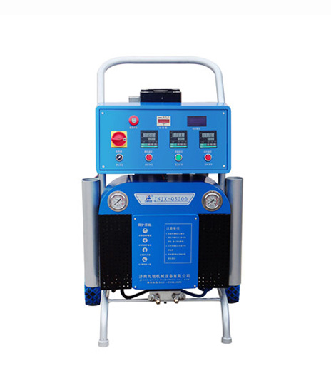 聚氨酯發(fā)泡設(shè)備型號(hào)：JNJX-Q5200型